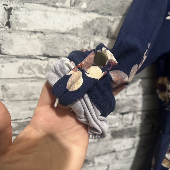 EUC French Grey Navy Floral Long Sleeve Dress Size XS - Picture 5 of 12